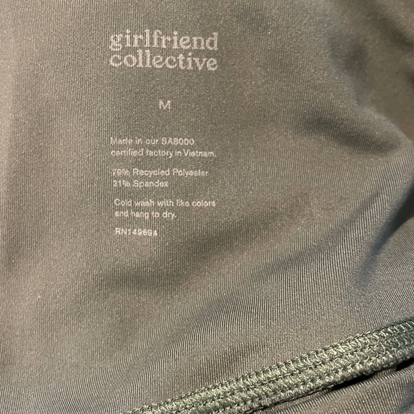 Girlfriend Collective Compressive High-Rise 7/8 Legging - Picture 6 of 7